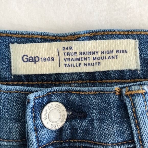 True Skinny High Rise Jeans - Picture 3 of 7